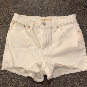 Women’s high rise shorts